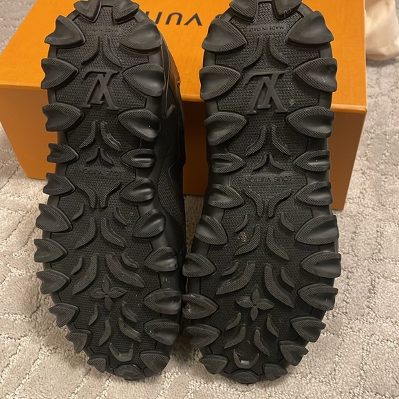 LV Rush sneaker- women’s like new - Picture 6 of 11